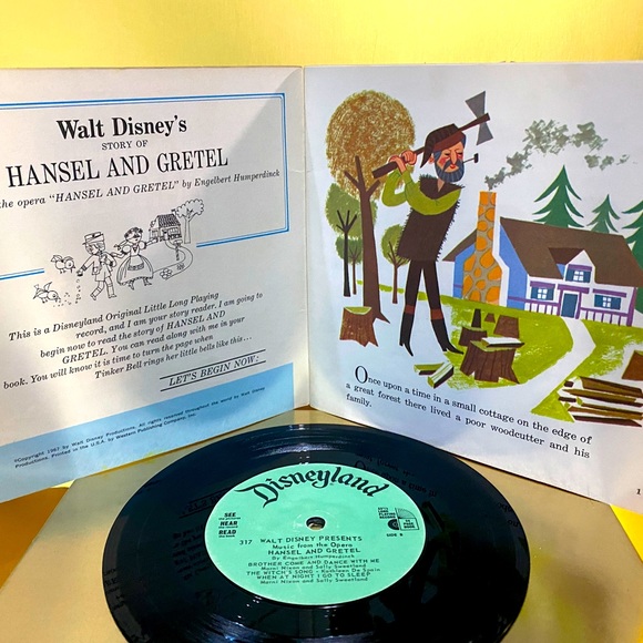 WALT DISNEY VTG 1967 HANSEL AND GRETEL DISNEYLAND VINYL 45 RECORD & 24p BOOK  7” - Picture 13 of 16